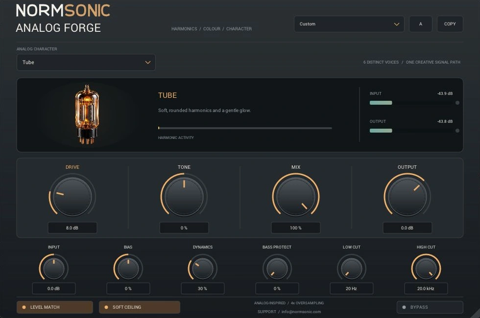 Dejanski vmesnik Analog Forge 0.2.0 z izbranim Tube